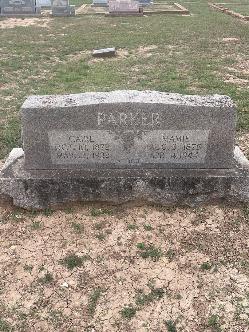 Cairl Parker's grave. Photo 1