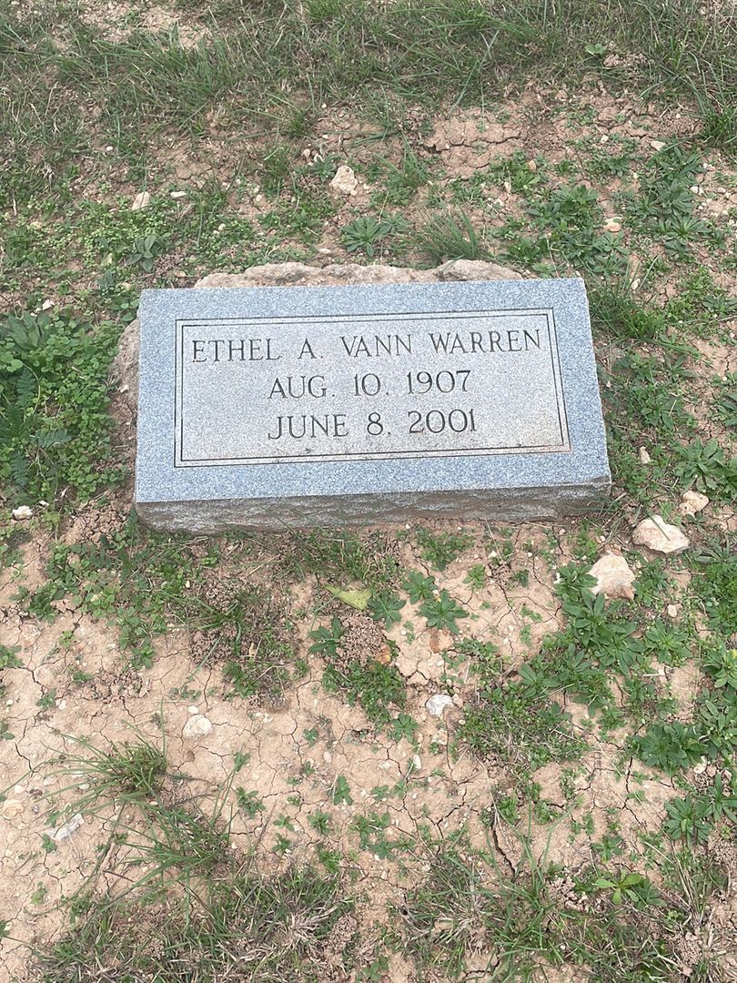 Ethel A. Vann Warren's grave. Photo 1