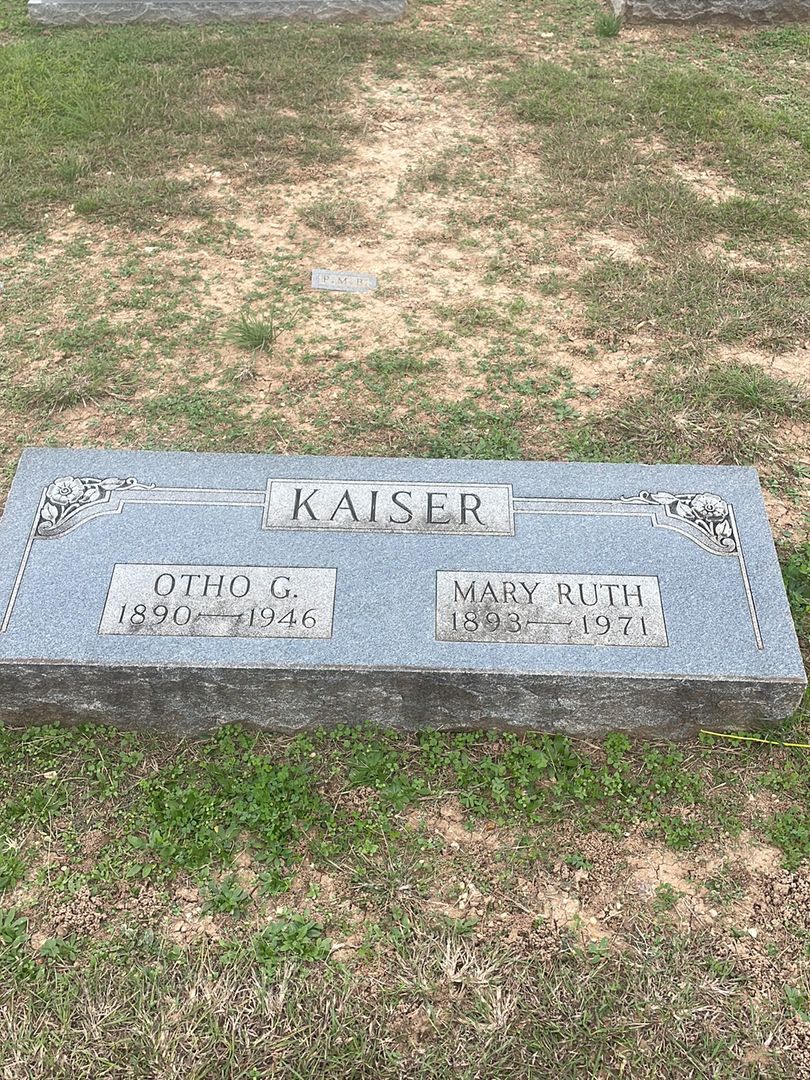 Mary Ruth Kaiser's grave. Photo 1