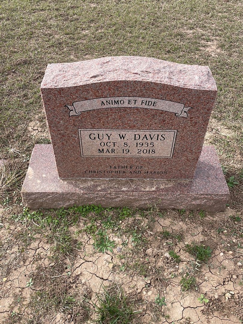 Guy Wimberly Davis's grave. Photo 1