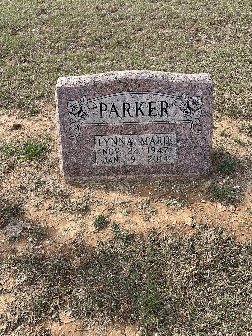 Lynna Marie Parker's grave. Photo 1