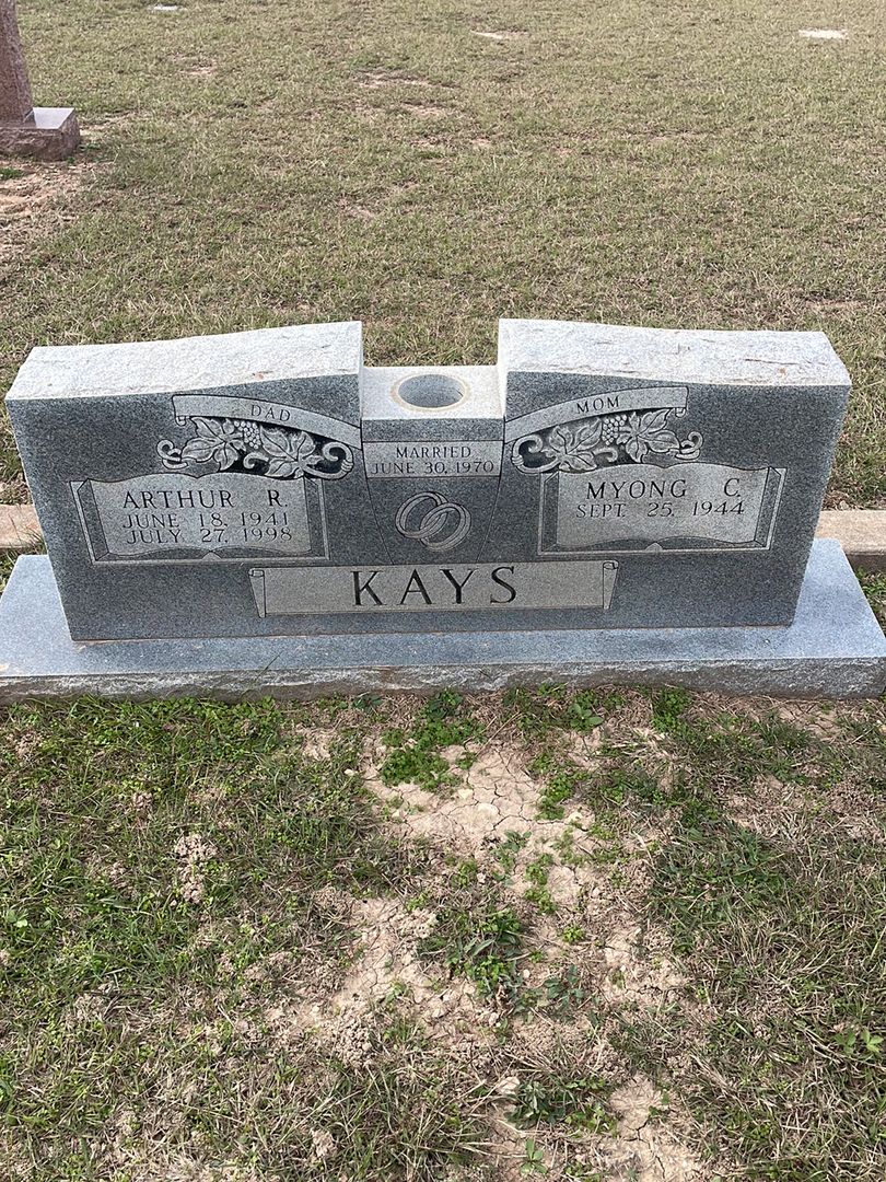 Arthur R. Kays's grave. Photo 1