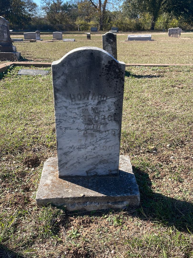 Howard George's grave. Photo 1