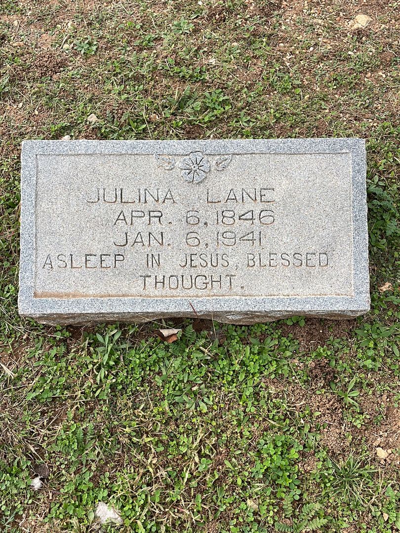 Julina Lane's grave. Photo 1