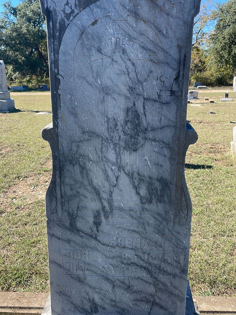 J. C. Massengale's grave. Photo 1