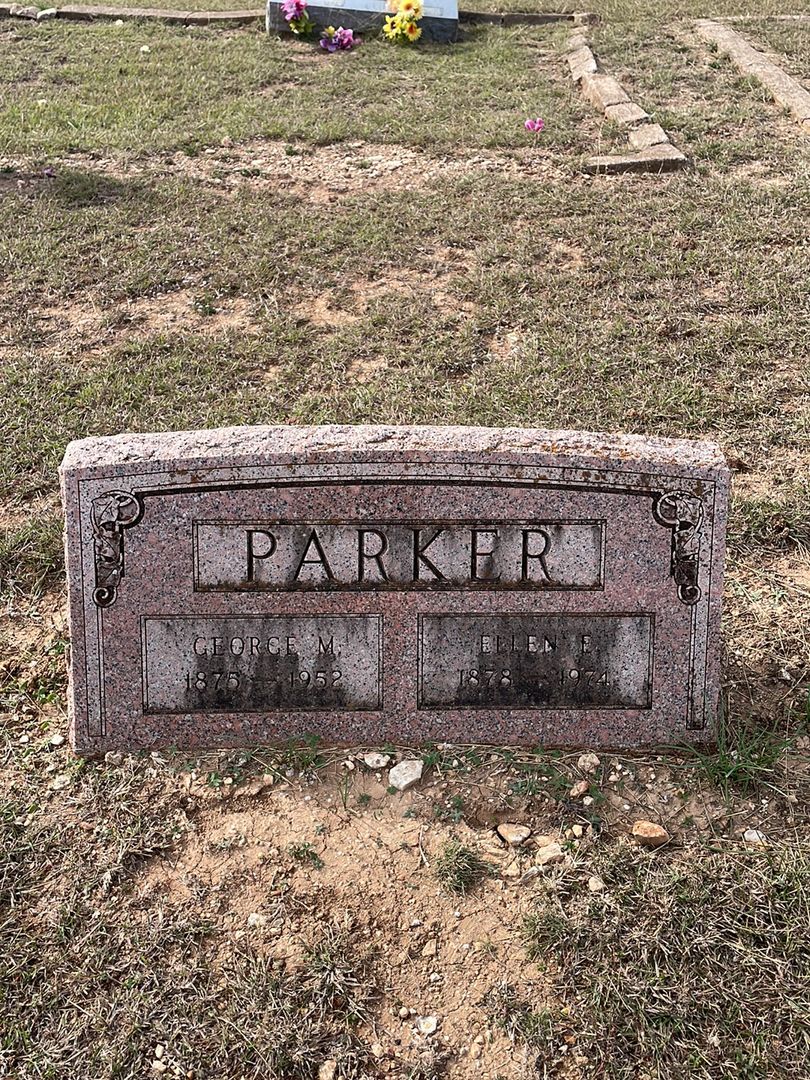 Ellen E. Parker's grave. Photo 1